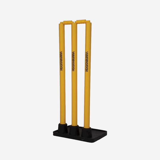Kookaburra Plastic Stump Set Rubber Base
